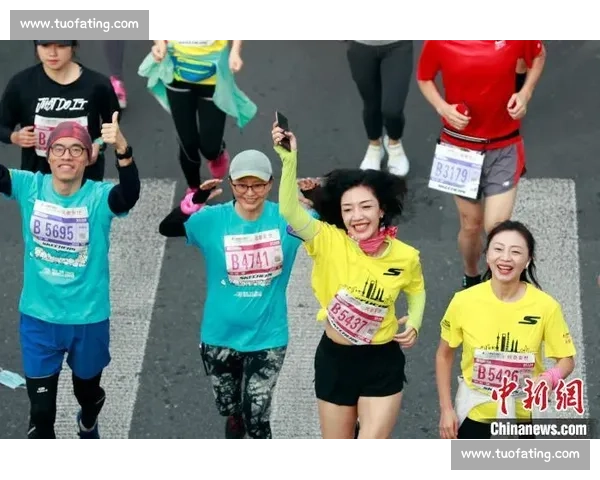 十载金标耀普陀!上海 10 公里精英赛鸣枪开跑 十载金标耀普陀!上海 10 公里精英赛鸣枪开跑
